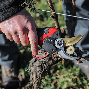 Infaco INFACO F3020 Professional battery powered pruning shear – INFACO USA